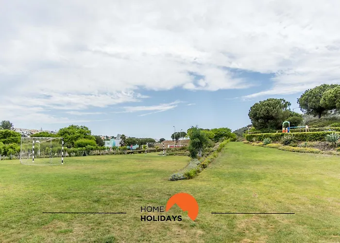 #323 Marina Pool & Views *