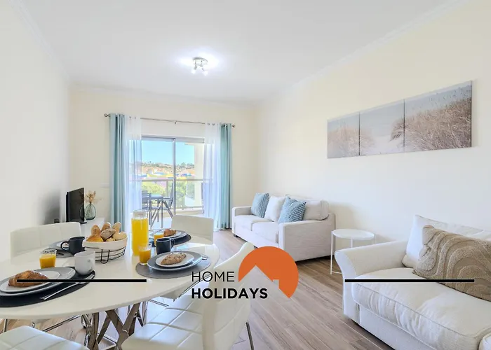 #323 Marina Pool & Views Apartment Albufeira