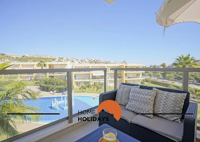 #323 Marina Pool & Views Apartment *