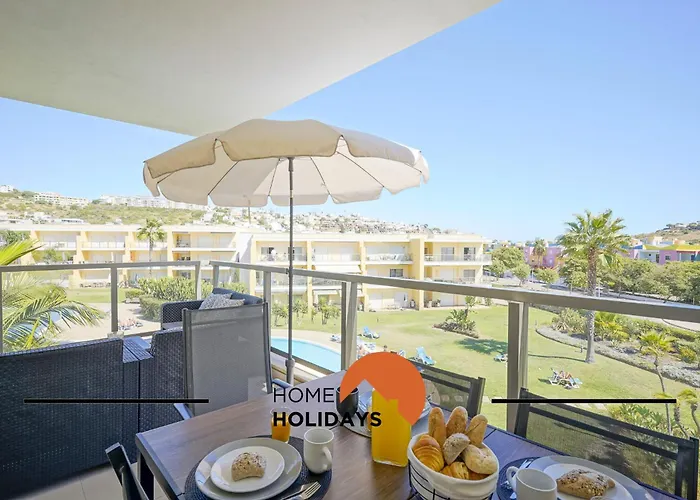 #323 Marina Pool & Views Apartment *