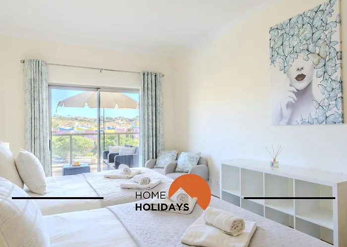 Apartment #323 Marina Pool & Views Albufeira