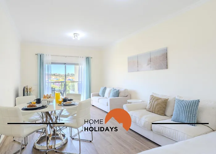 #323 Marina Pool & Views * Albufeira