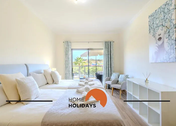 Apartment #323 Marina Pool & Views Albufeira