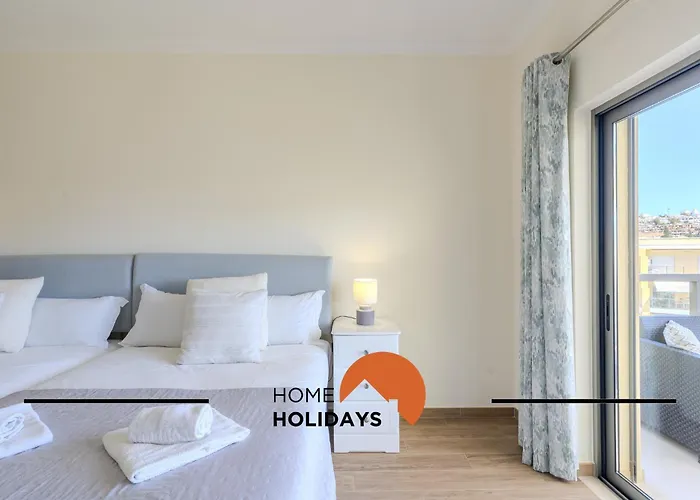 #323 Marina Pool & Views Albufeira