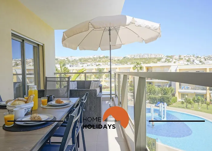 #323 Marina Pool & Views Apartment